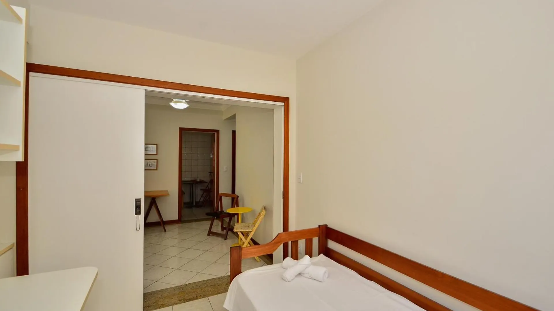 Apartment Home Office Em Localizacao Estrategica N1485 Florianopolis Brazil