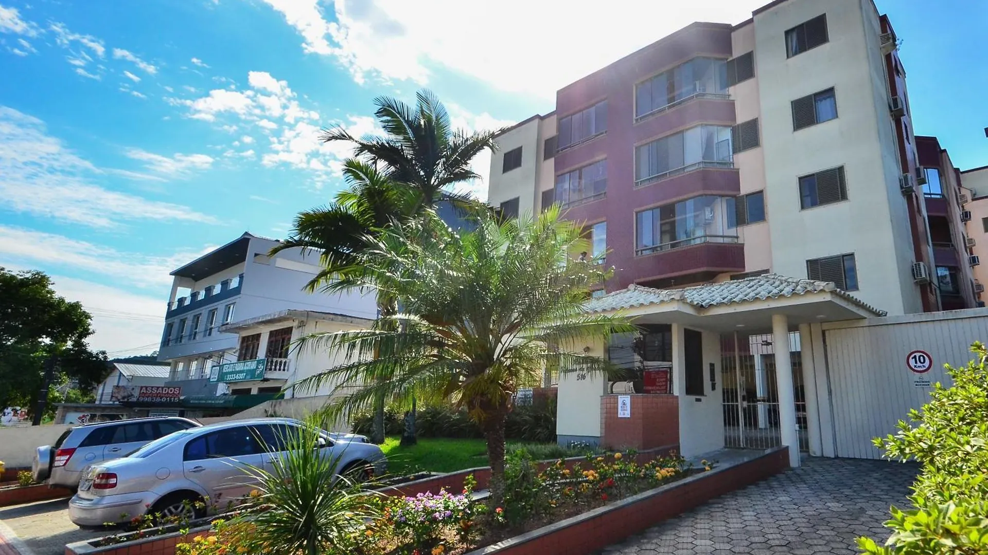 Apartment Home Office Em Localizacao Estrategica N1485 Florianopolis Brazil